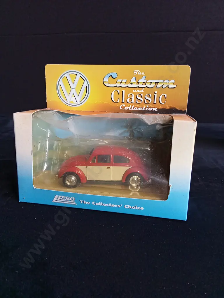 3 1:43 SCALE LLEDO VOLKSWAGEN MODELS, BOXED Image 1++