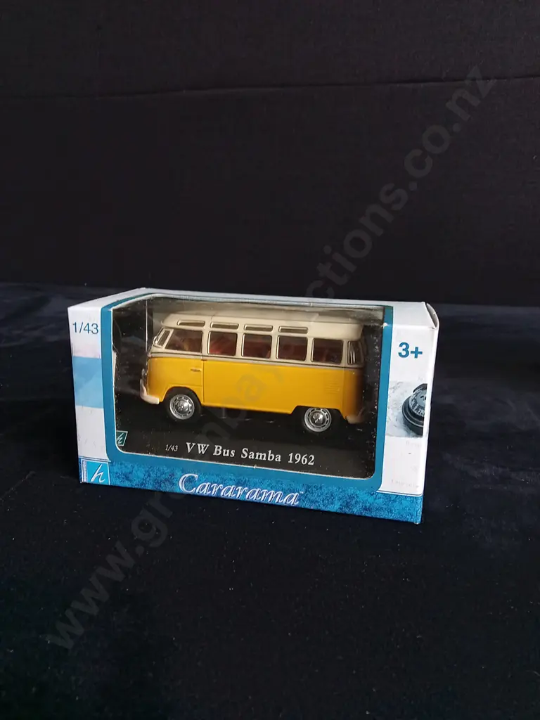 4 1:43 SCALE CARARAMA VOLKSWAGEN MODELS, BOXED Image 1++