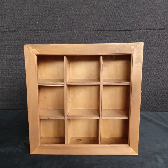 WOODEN DISPLAY BOX