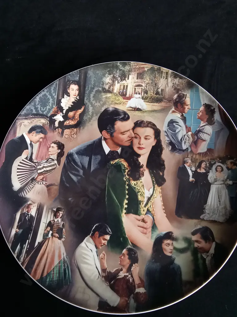 THE BRADFORD EXCHANGE GONE WITH THE WIND DECORATIVE PLATE Image 1++