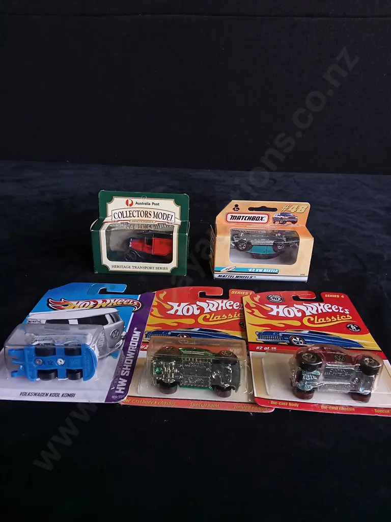 5 1:64 COLLECTABLE DIECAST MODELS MATCHBOX AND HOT WHEELS, PACKAGED Image 1++