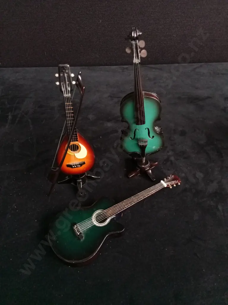 8 INSTRUMENT AND BAND ORNAMENTS TALLEST 20CM Image 1++