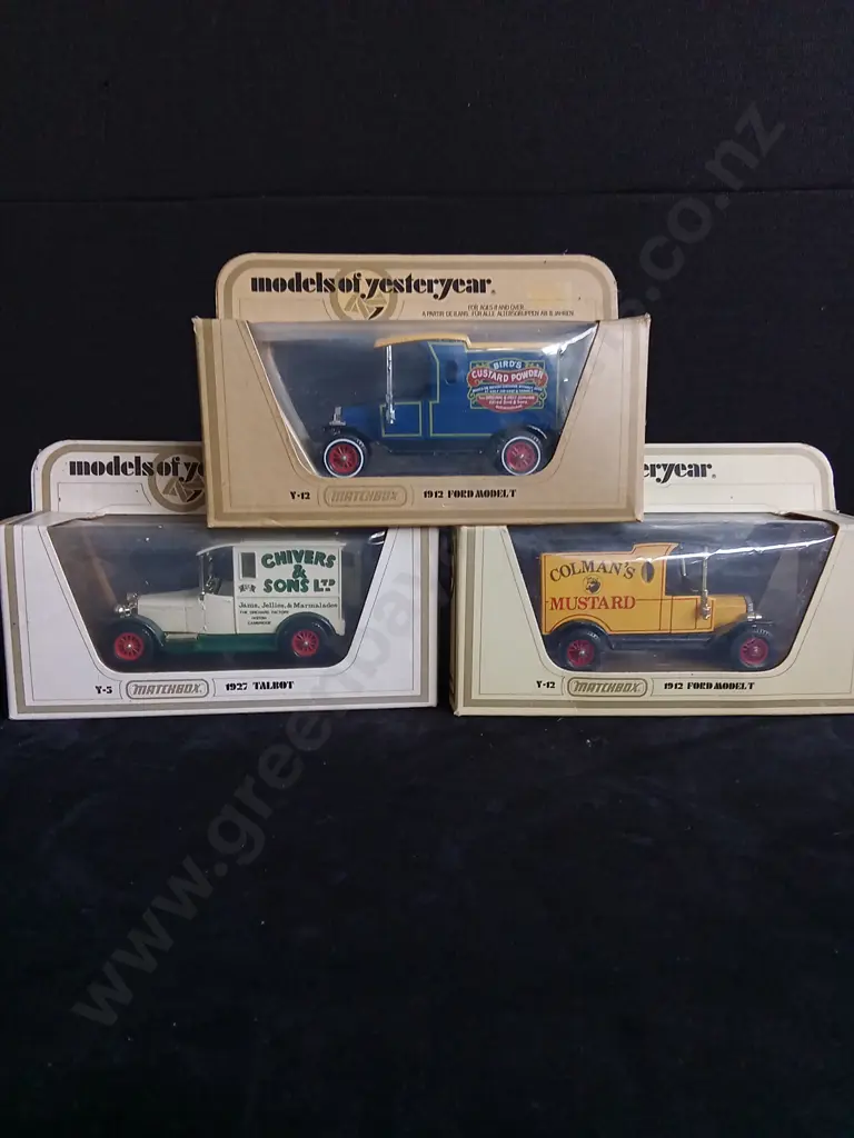 11 COOOECTABLE DIECAST MODELS, DAYS GONE, MATCHBOX, MODELS OF YESTERYEAR, CORGI Image 1++