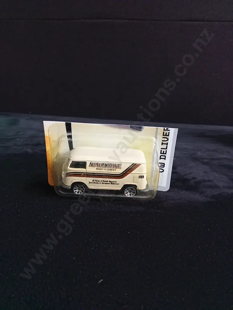 5 X 1:64 SCALE MATCHBOX VOLKSWAGEN MODELS, BOXED Image 1++