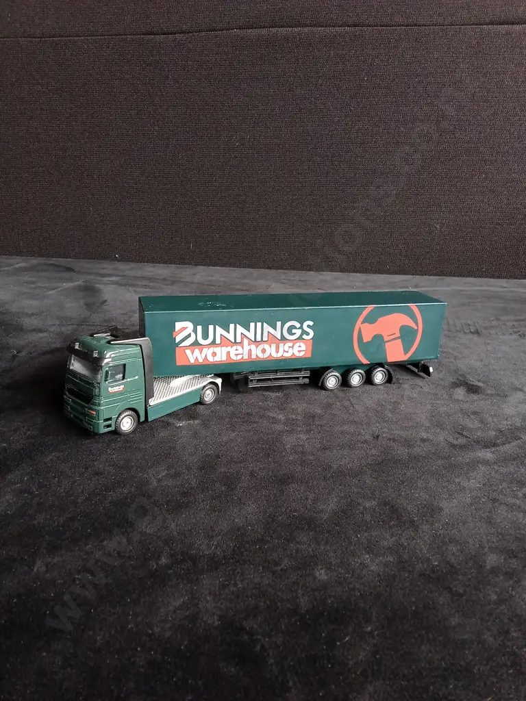 BUNNINGS TRUCK MODEL Image 1++