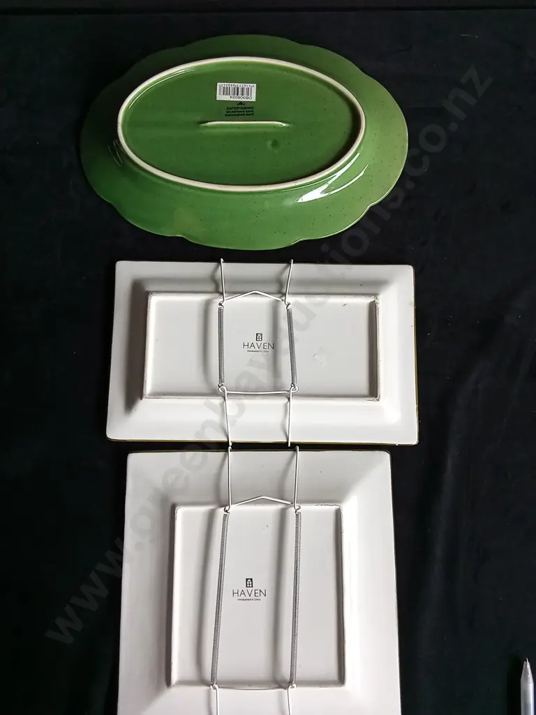 3 DECORATIVE PLATES Image 1++