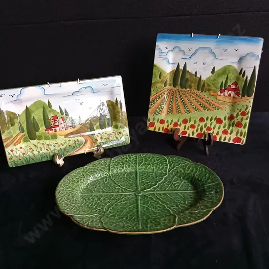 3 DECORATIVE PLATES