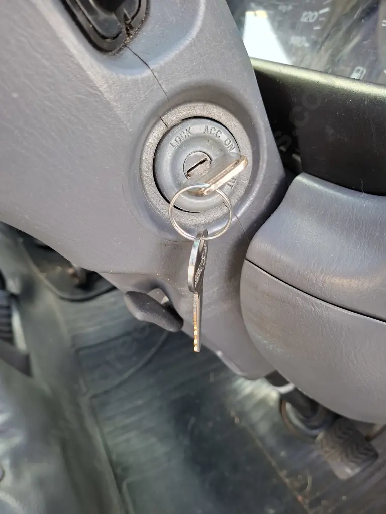 2009 NISSAN VANETTE REGISTRATION MHT30 - PETROL MANUAL TRANSMISSION, REGISTERED TO 11-08-2026 WOF EXPIRED 02/2026 Image 1++