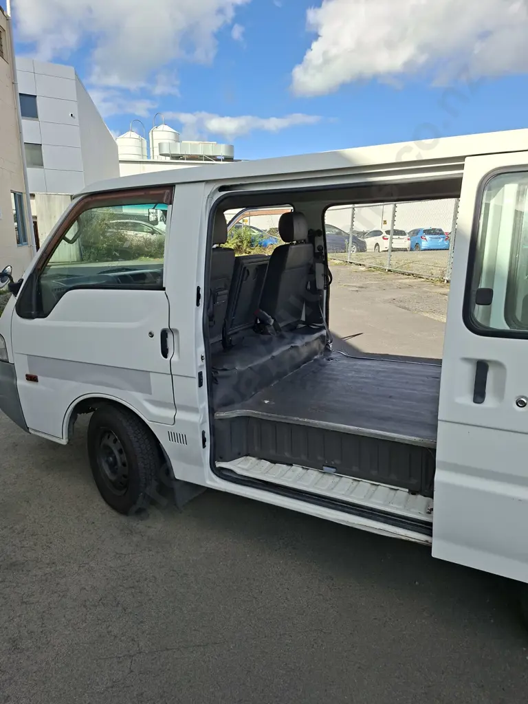 2009 NISSAN VANETTE REGISTRATION MHT30 - PETROL MANUAL TRANSMISSION, REGISTERED TO 11-08-2026 WOF EXPIRED 02/2026 Image 1++