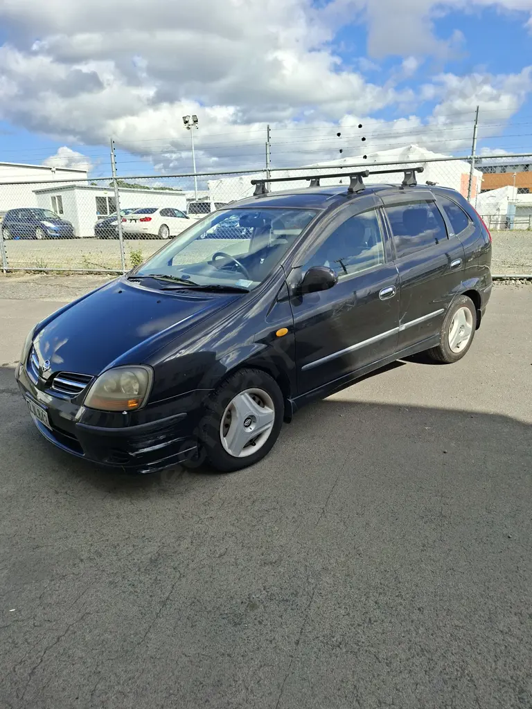 1999 NISSAN TINO REGISTRATION DJL843 WOF TO 17.6.26, REGISTERED TO 1.10.26 CVT COLUMN SHIFT AUTOMATIC TRANSMISSION Image 1++
