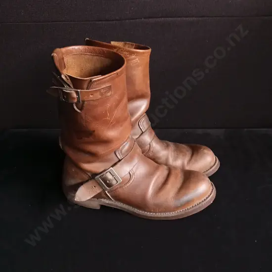 RED WING HERITAGE MENS LEATHER BOOTS US 9.5
