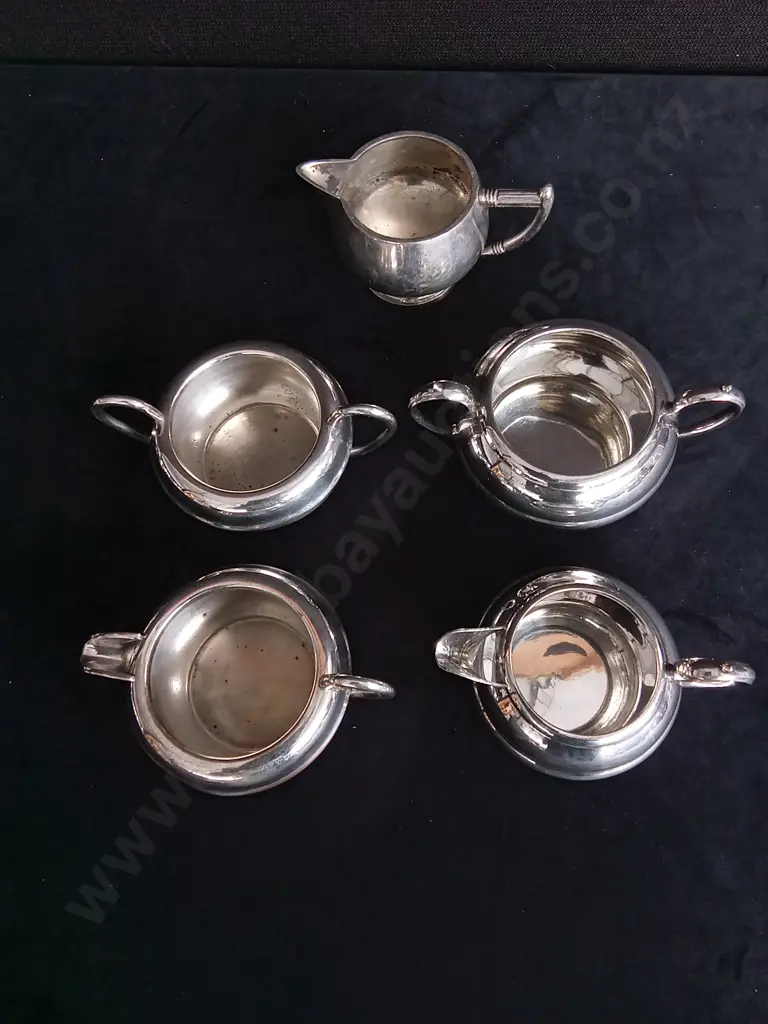 5 PIECES SILVER PLATED TEA SERVICE PIECES, INCLUDING TWO SETS Image 1++