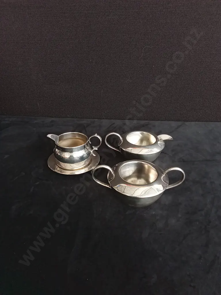 4 PIECES SILVER PLATED CREAMER ANS SUGAR BOWL SET Image 1++
