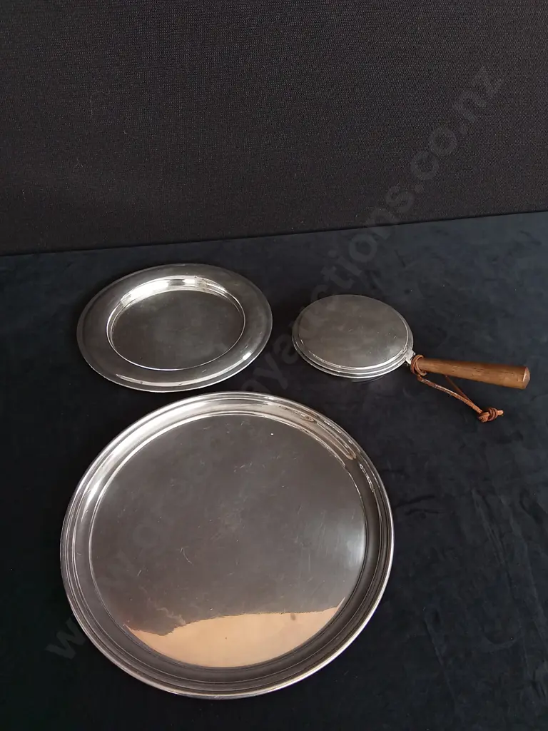 3 PIECES SILVER PLATED SERVING TRAYS AND SILENT BUTLER Image 1++