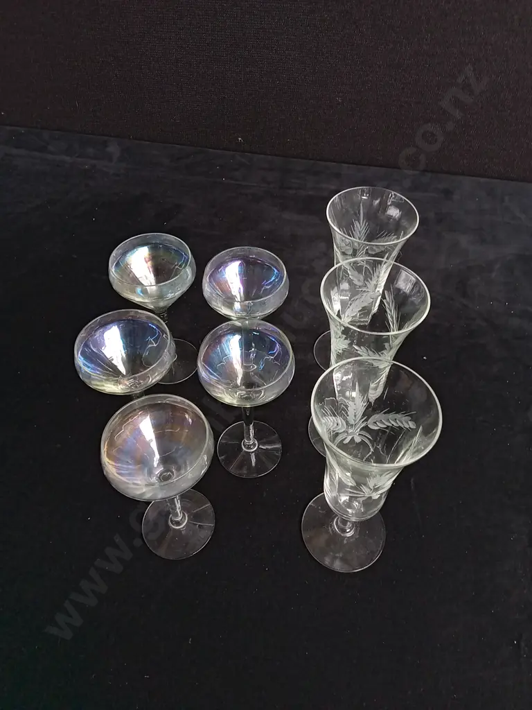 SET OF 5 VINTAGE IRIDESCENT MARTINI GLASSES AND 3 FLUTED CORDIAL GLASSES Image 1++