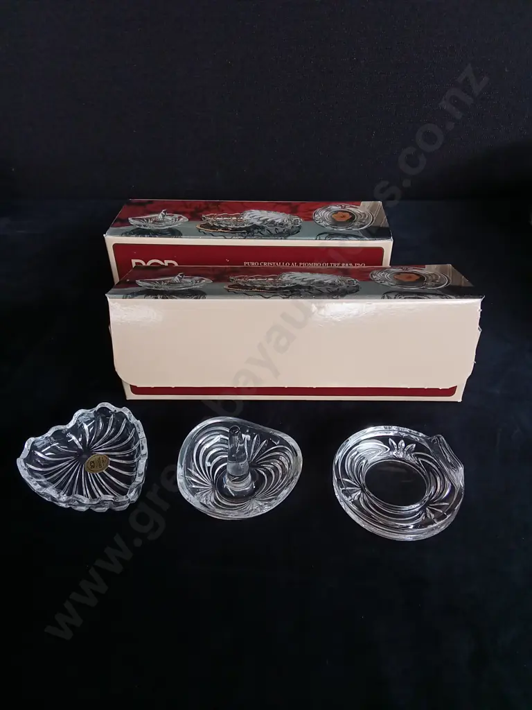 6 PIECES VINTAGE ROYAL CRYSTAL ROCK CRYSTAL GIFT SETS BOXED AND ROYAL GRAFTON DISHES Image 1++