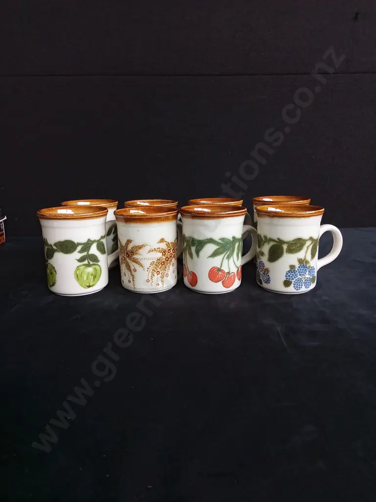 8 PIECES VINTAGE SET OF BILTONS HAND PAINTED MUGS Image 1++