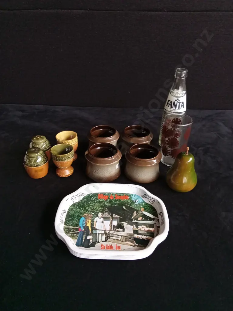 MIX OF KITCHENWARE, SALT AND PEPPER SHAKERS, EGG CUPS, ETC Image 1++