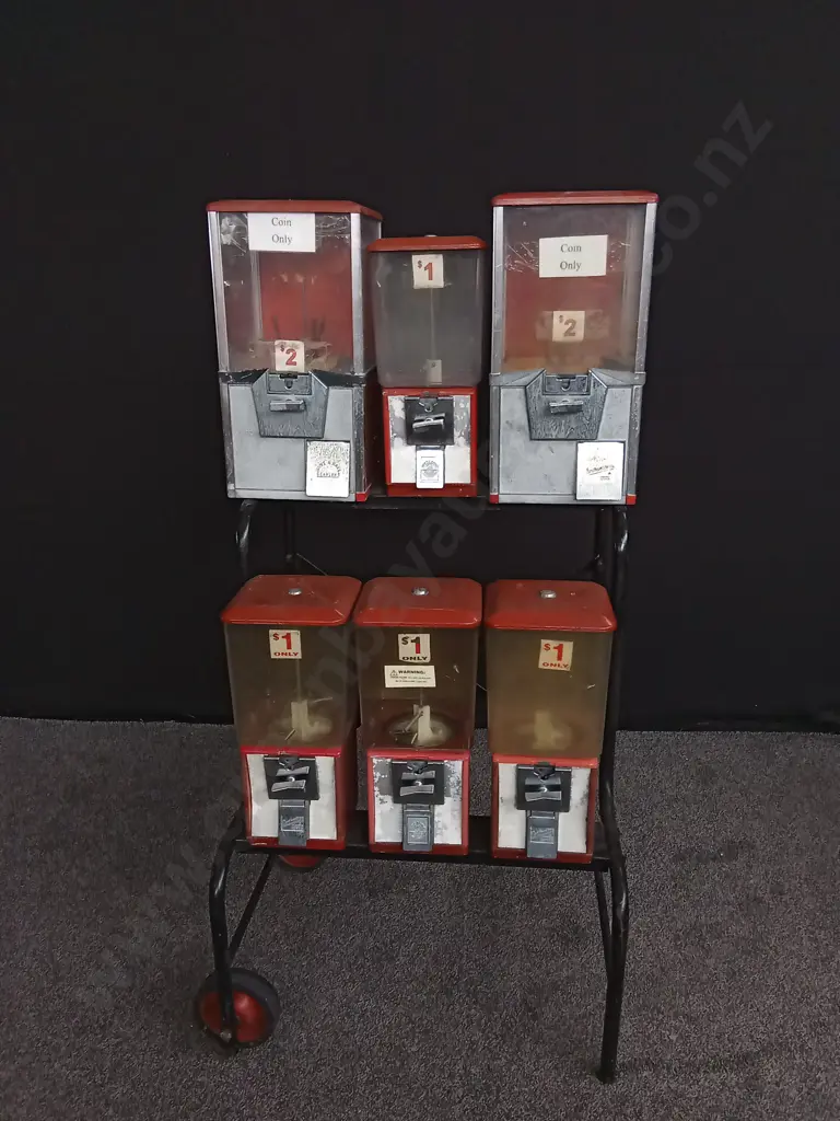 6 VENDING MACHINES ON STEEL TROLLEY INC NORTHWESTERN & SCANLENS BRANDS NO KEYS Image 1++