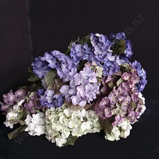 BULK OF FAUX STEMMED FLOWERS