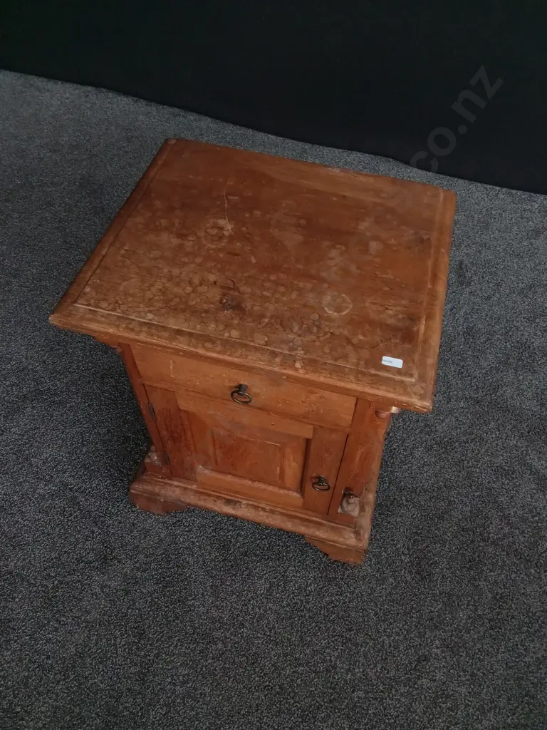 WOODEN SIDE TABLE H 65CM X 50CM W Image 1++