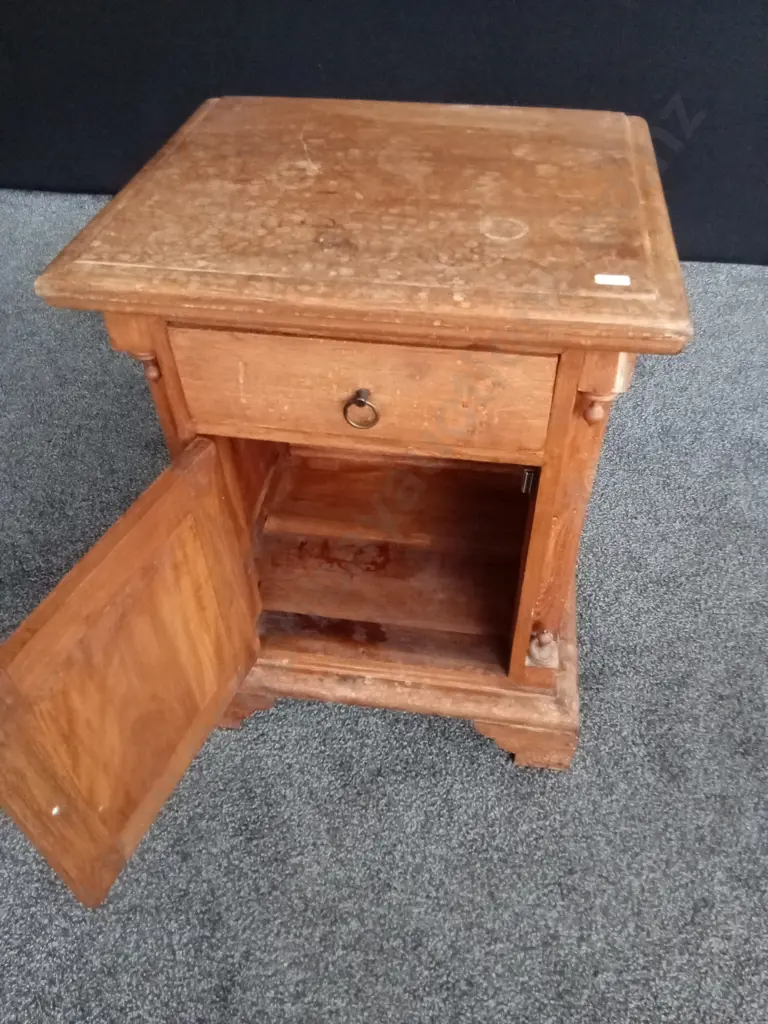 WOODEN SIDE TABLE H 65CM X 50CM W Image 1++