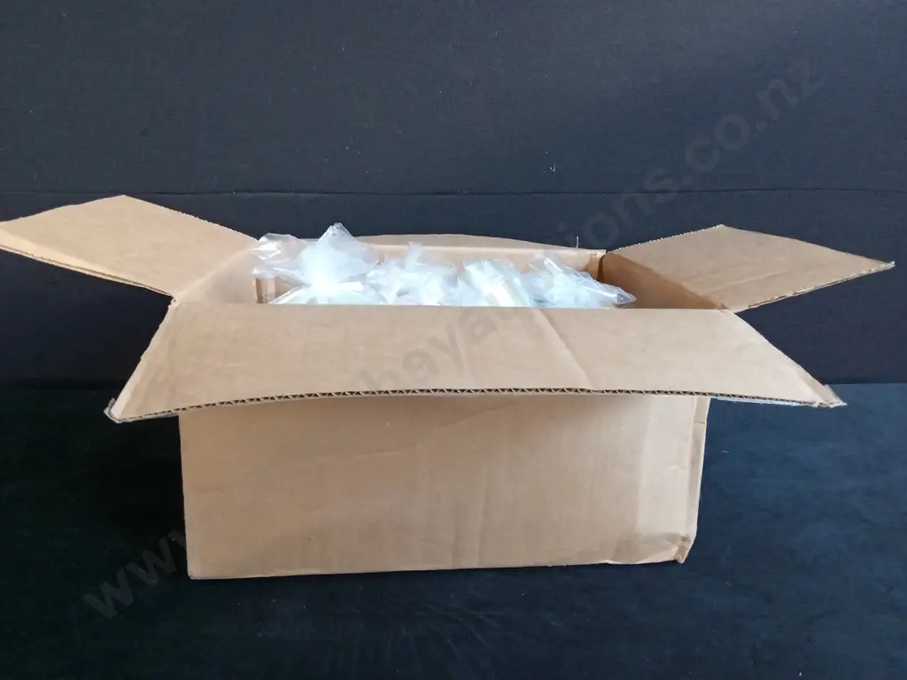 BOX OF PLASTIC CAPSULES FILLED WITH ASSORTED TOYS FOR VENDING MACHINE Image 1++