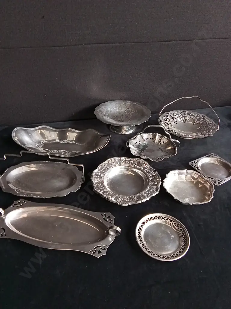 10 PIECES SERVING ITEMS Image 1++