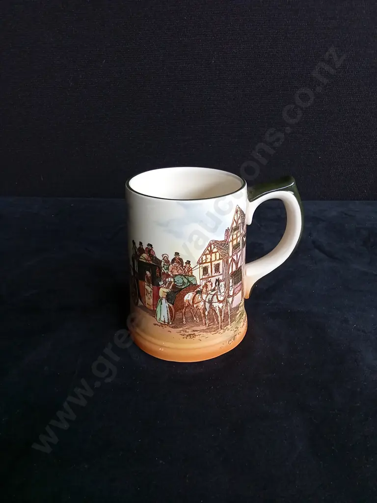 ROYAL DOULTON TRAY AND MUG Image 1++