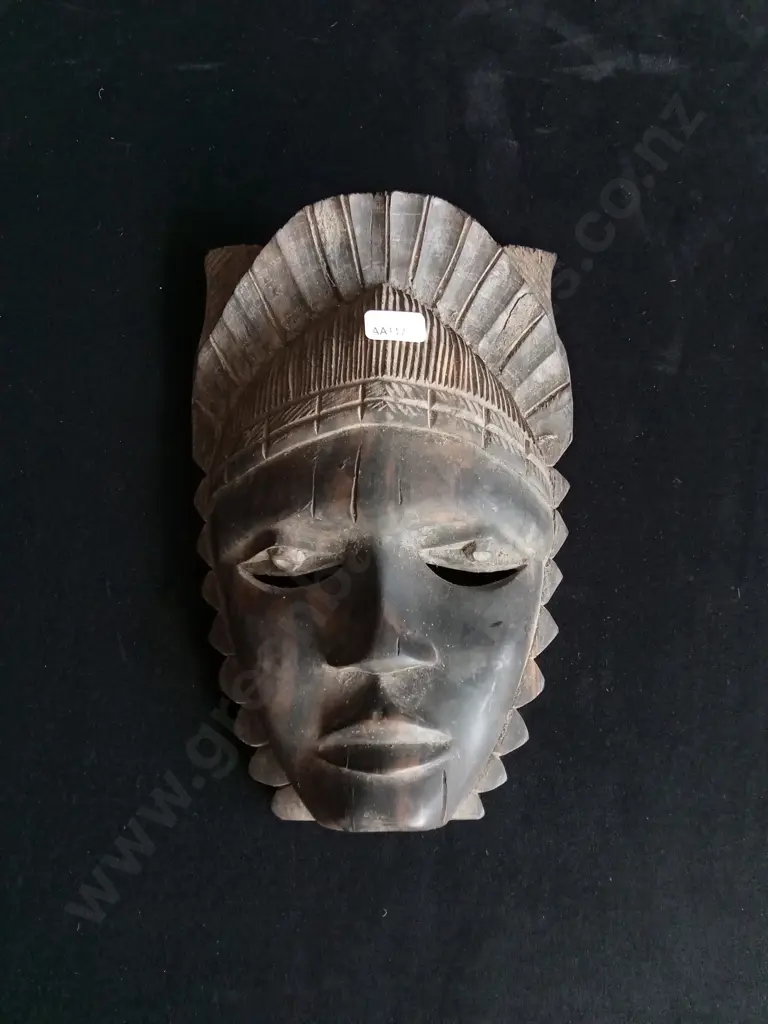 HANDCRAFTED WOODEN AFRICAN TRIBAL MASK Image 1++