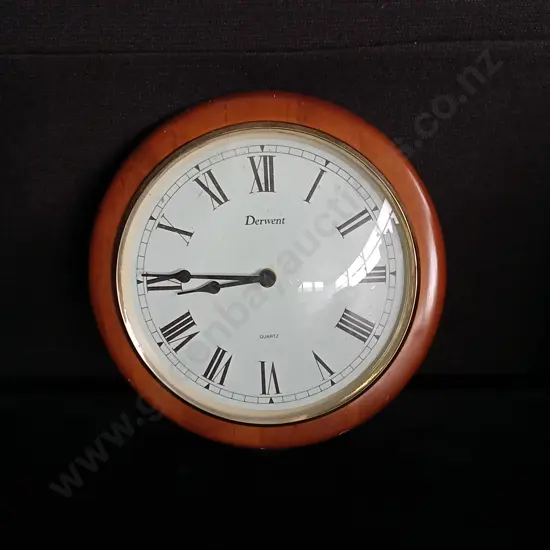 DERWENT QUARTZ WALL CLOCK