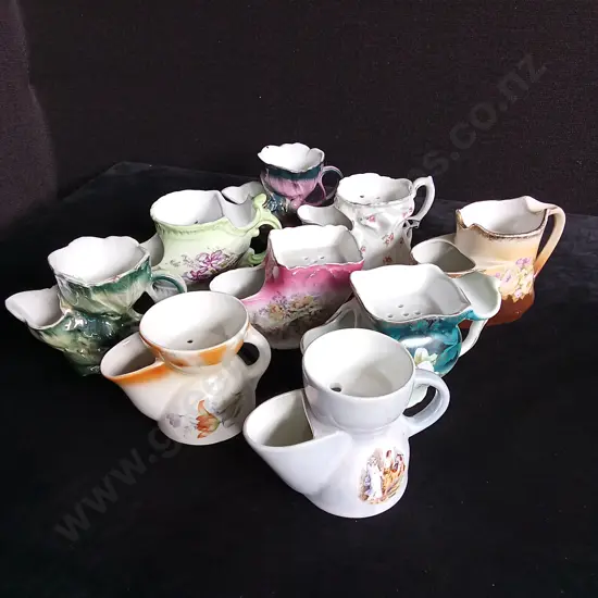 9 PIECES VINTAGE COLLECTION OF SHAVING MUGS