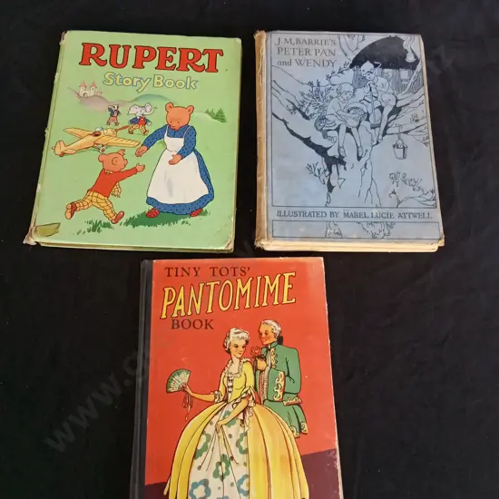 3 PIECES VINTAGE CHILDRENS BOOKS