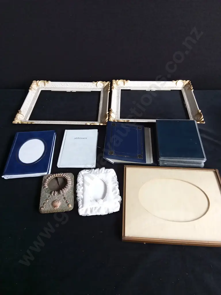 PHOTO ALBUMS AND FRAMES Image 1++