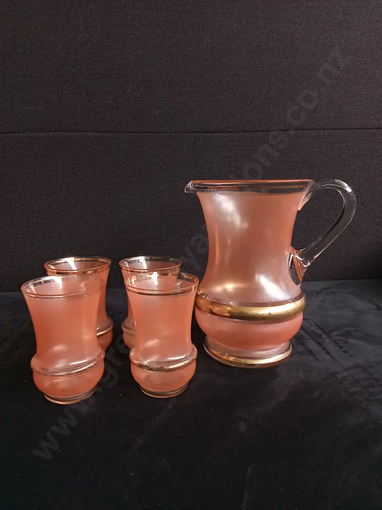 VINTAGE GLASSES AND JUG SET, 5 PIECES Image 1++