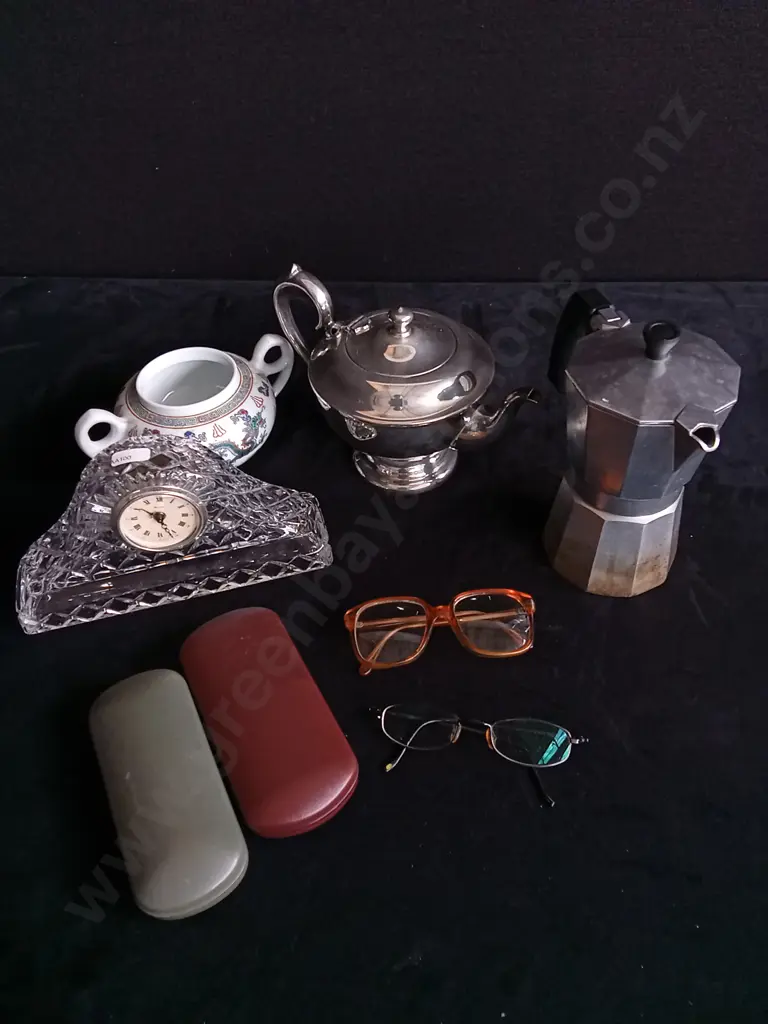 6 PIECES MISCELLANEOUS HOMEWARE ITEMS AND PRESCRIPTION GLASSES Image 1++