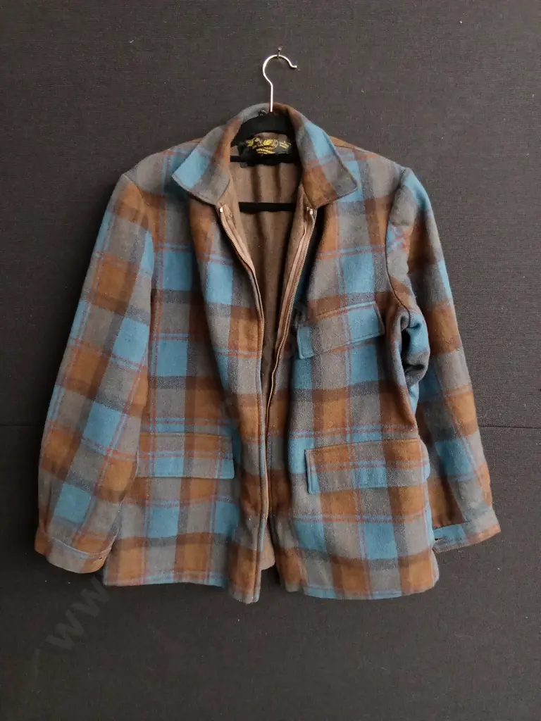 SWANDRI PURE WOOL PLAID JACKET Image 1++