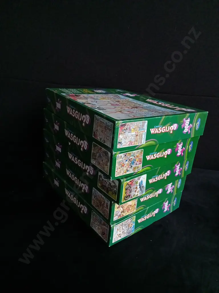 5 WASGIJ 1000 PIECE PUZZLES (COMPLETE) Image 1++