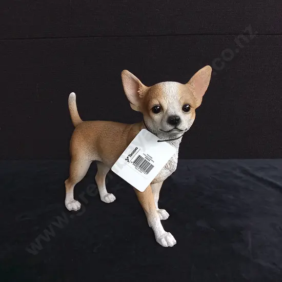 TAKASHO CHIHUAHUA FIGURINE H 22CM BRAND NEW