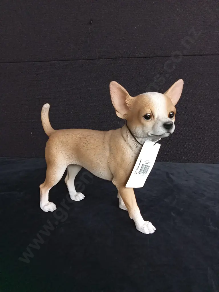 TAKASHO CHIHUAHUA FIGURINE H 22CM BRAND NEW Image 1++