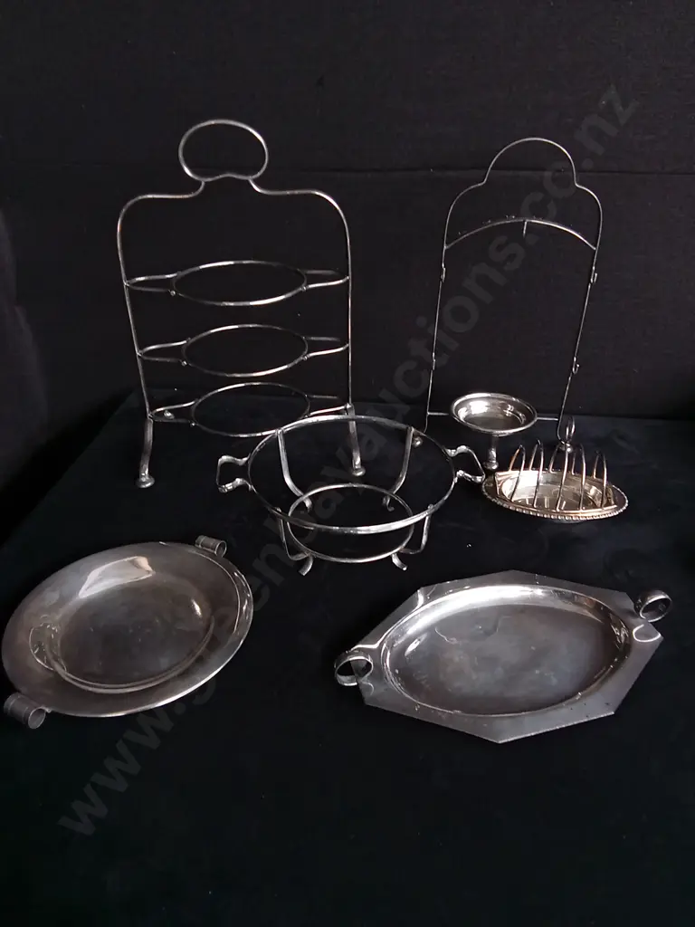 13 PIECES VINTAGE SERVING PIECES Image 1++