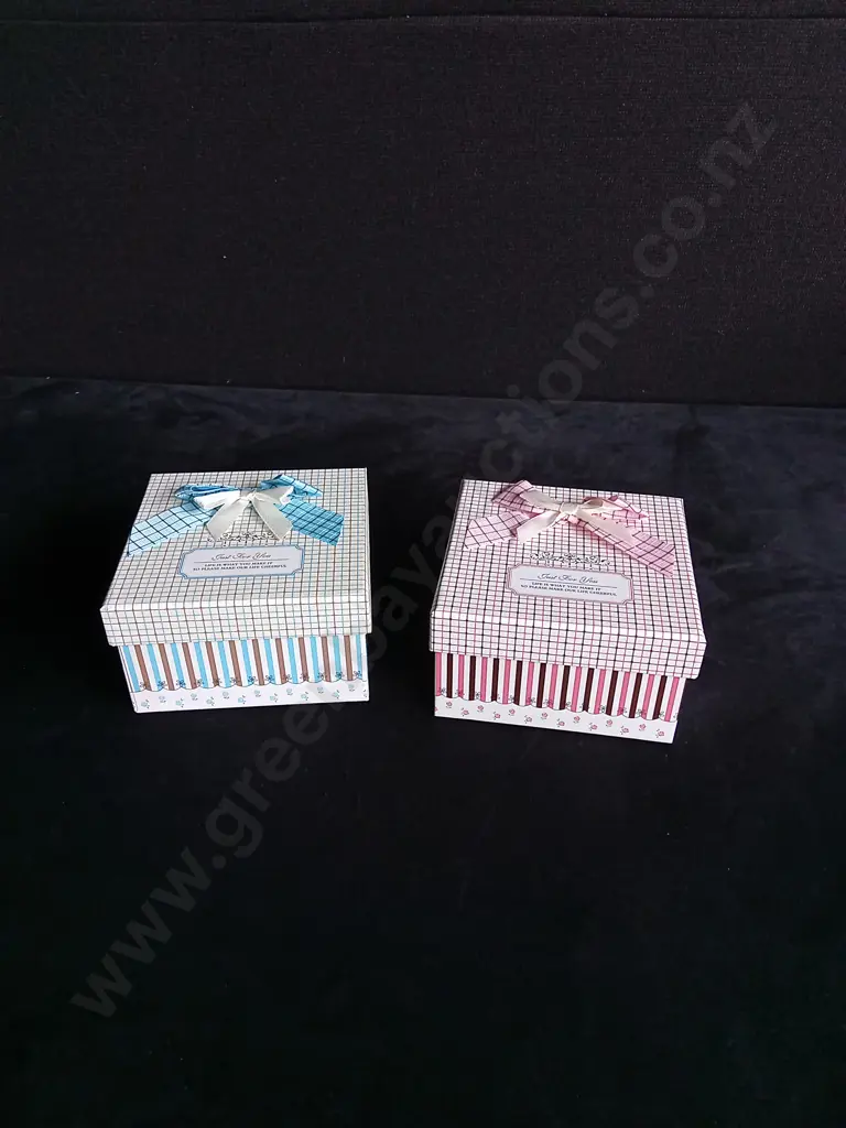 BULK GIFT BOXES BRAND NEW 49 SETS Image 1++