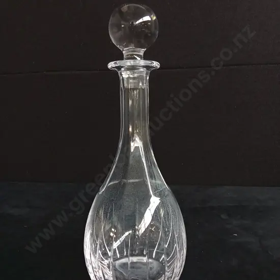 LIQUOR DECANTER WITH STOPPER