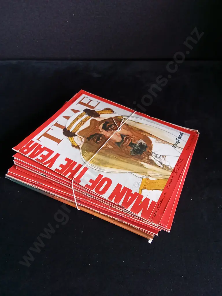 20 ISSUES OF TIME MAGAZINE 1975 Image 1++