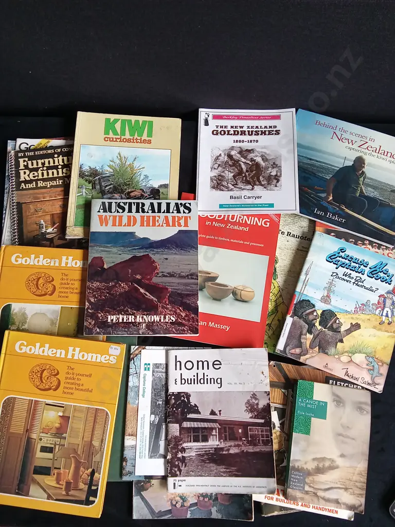 MIX OF BOOKS AND MAGAZINES Image 1++