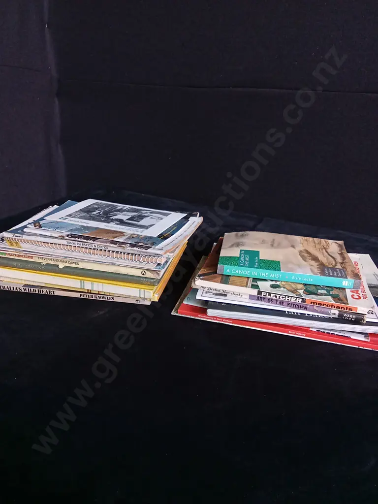 MIX OF BOOKS AND MAGAZINES Image 1++