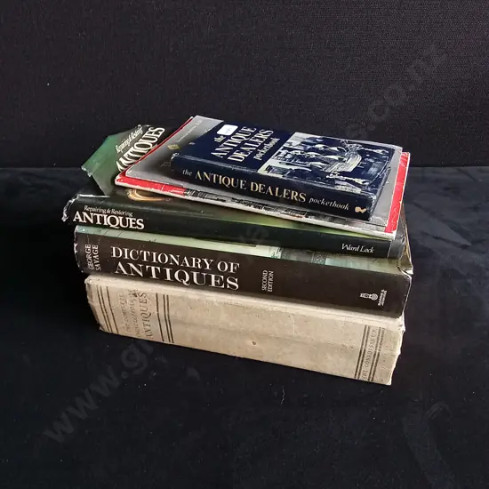 6 PIECES BOOKS ON ANTIQUES
