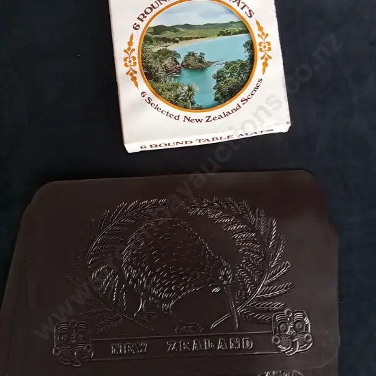 12 PIECES VINTAGE NEW ZEALAND TABLE MATS