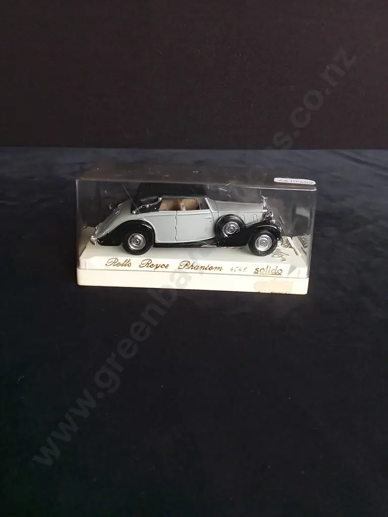 2 CAR MODELS, BOXED DIECAST SOLIDO ROLLS ROYCE PHANTOM AND HANDCRAFTED WOODEN MODEL Image 1++