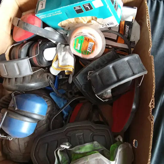 BOX OF SAFETY GEAR, GLASSES, EAR  PROTECTORS, LATEX GLOVES AND KNEE PADS